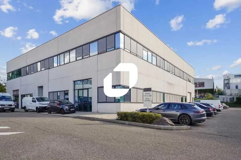 Bureau dans Champagne-au-Mont-d'Or à louer Photo de l’immeuble– Image 1 sur 14