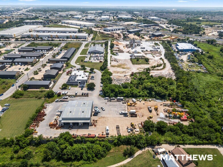 2336 Picadilly Dr, Round Rock, TX à louer - Photo de l’immeuble – Image 2 sur 3