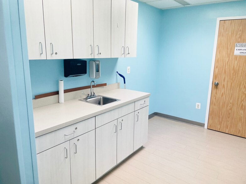 1830 Town Center Dr, Reston, VA à vendre - Photo intérieure – Image 3 sur 53