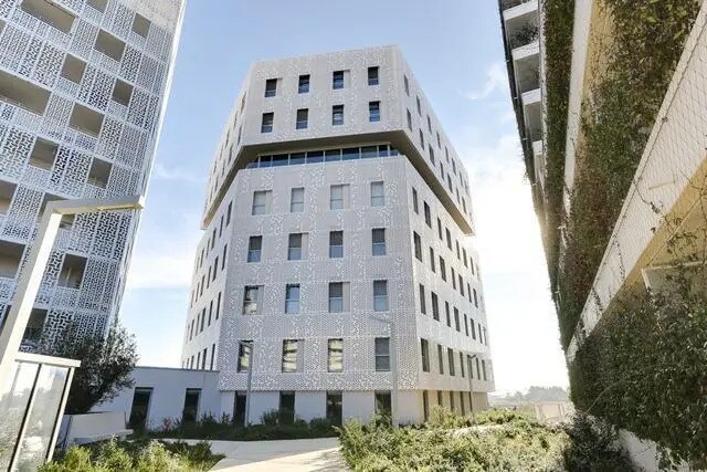 890 Avenue Raymond Dugrand, Montpellier à louer - Photo de l’immeuble – Image 1 sur 19