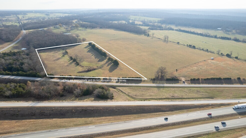 000 Fork Lane, Marshfield, MO à vendre - Photo principale – Image 2 sur 10