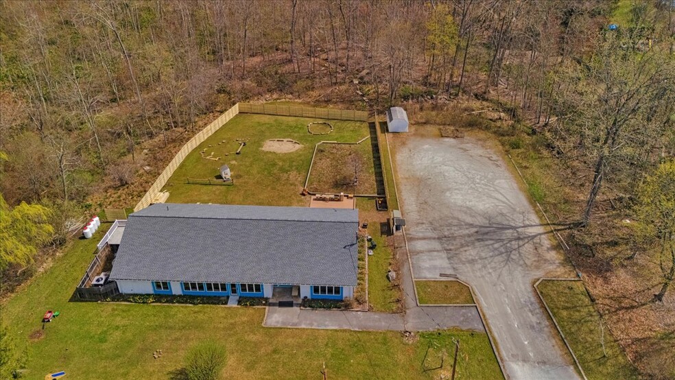 4 Glenna Dr, Carmel, NY à vendre - Photo de l’immeuble – Image 3 sur 78