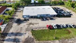 Plus de détails pour 1302 NE Pine Island Rd, Cape Coral, FL - Industriel/Logistique à louer