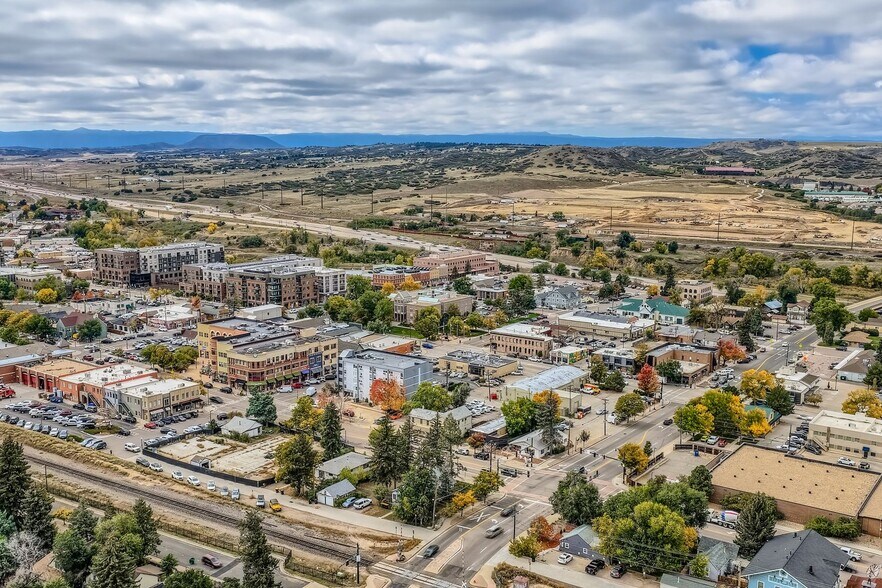 422 Perry St, Castle Rock, CO à vendre - Photo principale – Image 1 sur 11