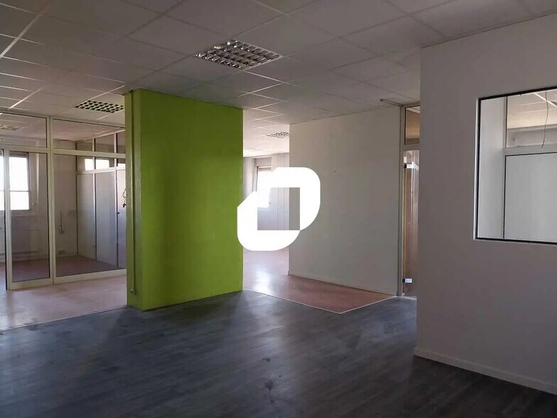 Bureau dans Montpellier à vendre - Photo de l’immeuble – Image 1 sur 11