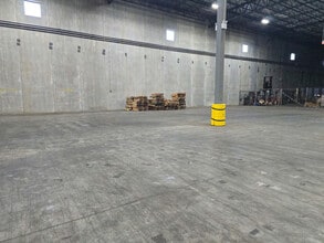 70 Carter Dr, Edison, NJ à louer Photo intérieure– Image 1 sur 5