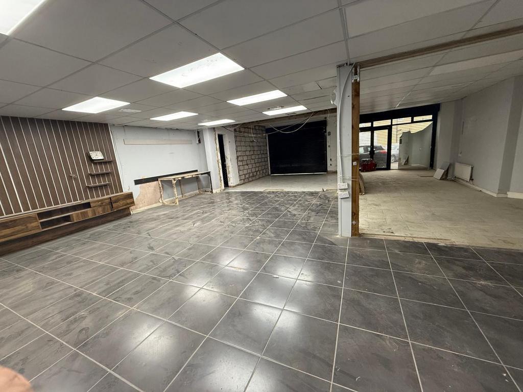 Braintree Rd, Ruislip à louer Photo de l’immeuble– Image 1 sur 8