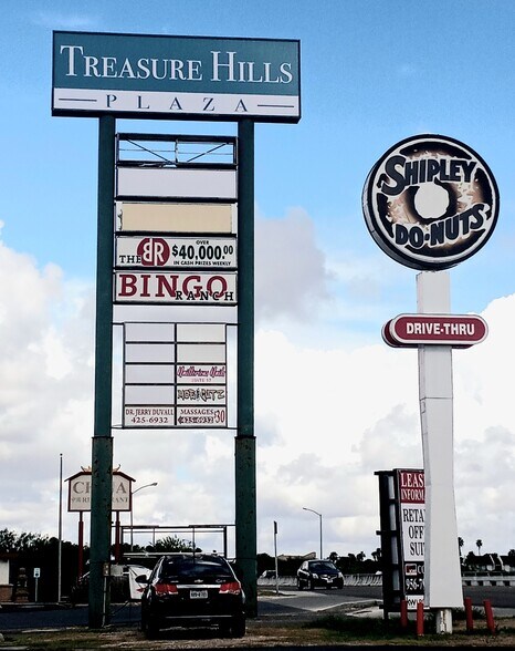 1514 S 77 Sunshine Strip, Harlingen, TX à louer - Photo principale – Image 1 sur 5