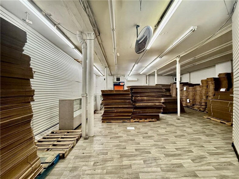 755 McDonald Ave, Brooklyn, NY à vendre - Photo de l’immeuble – Image 2 sur 18