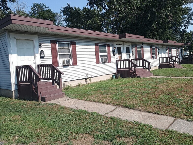 2222-2232 Alexander St, Granite City, IL à vendre - Photo de l’immeuble – Image 3 sur 4