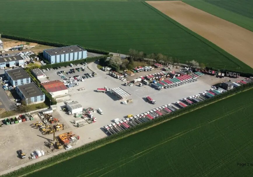 Industriel/Logistique dans Charny à vendre Photo de l’immeuble– Image 1 sur 2