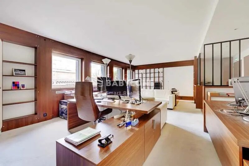 Bureau dans Paris à vendre - Photo de l’immeuble – Image 2 sur 8