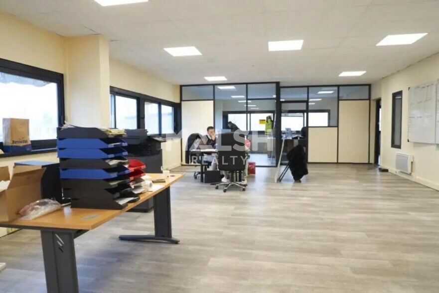 Bureau dans Chassieu à louer - Photo intérieure – Image 3 sur 5