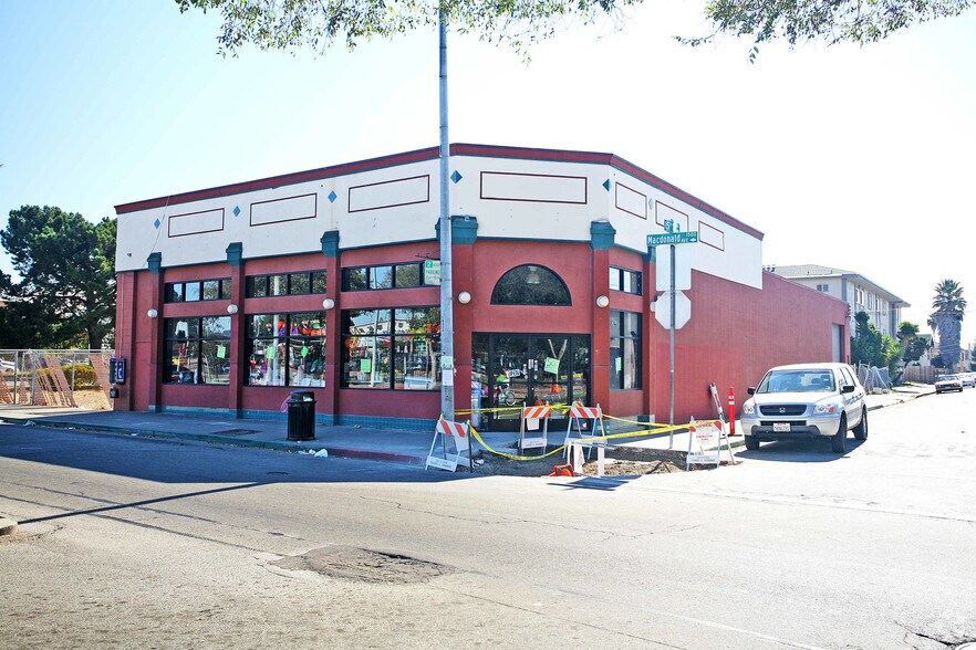 1500 MacDonald Ave, Richmond, CA à vendre - Photo de l’immeuble – Image 2 sur 6