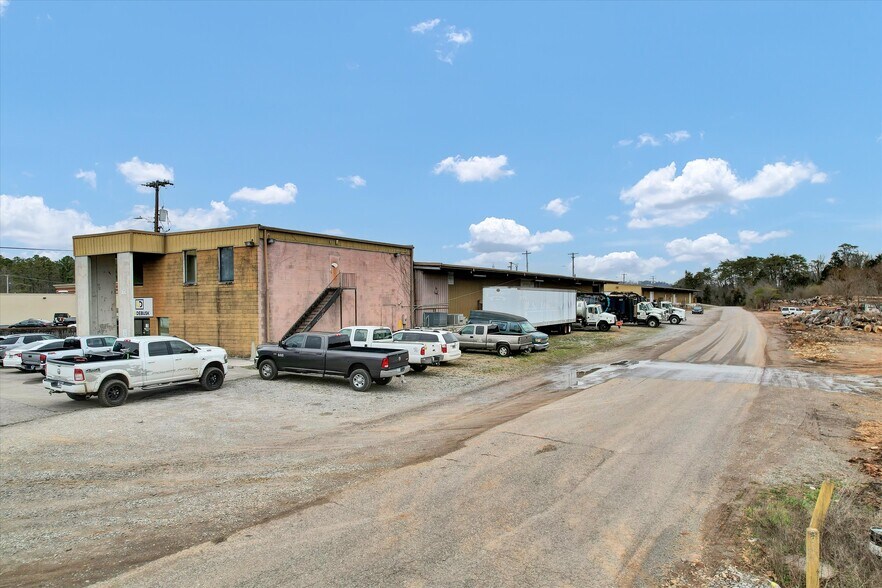 133 Warehouse Rd, Oak Ridge, TN à louer - Photo de l’immeuble – Image 3 sur 4