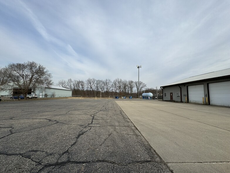 715 Webber Ave, Three Rivers, MI à louer - Photo de l’immeuble – Image 3 sur 3