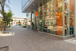 Plus de détails pour 201 E Washington St, Iowa City, IA - Logement à vendre