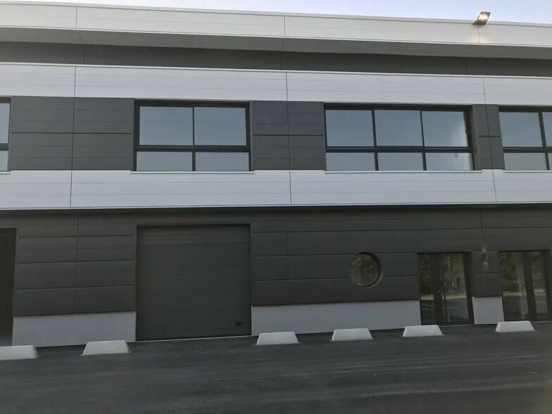 24 Allée De Dublin, Les Pavillons-sous-Bois à louer - Photo de l’immeuble – Image 1 sur 8