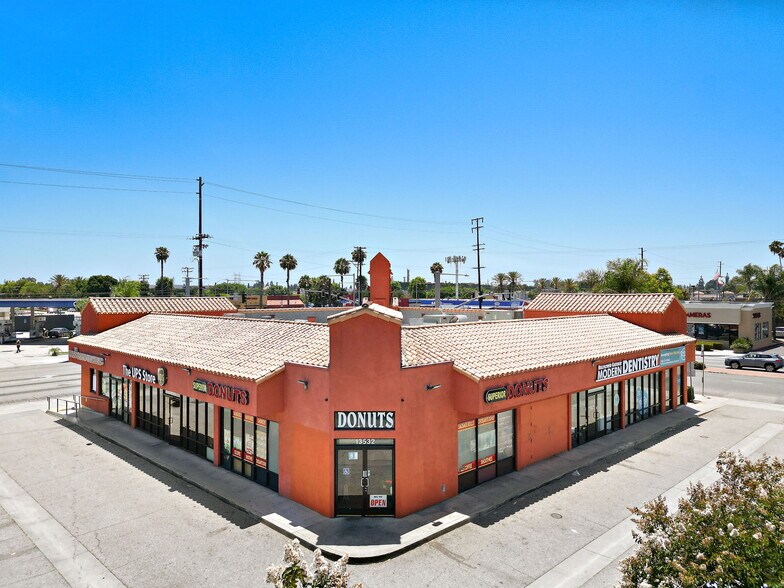 13528-13542 Lakewood Blvd, Bellflower, CA à vendre - Photo de l’immeuble – Image 3 sur 10