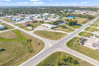 1106 N 10th St, Winterset, IA - VUE AÉRIENNE  vue de carte - Image1