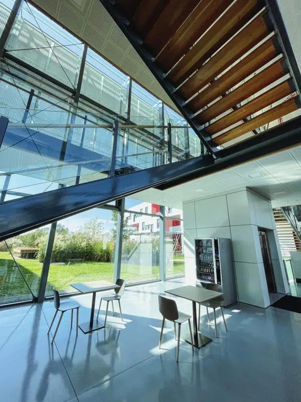 66 Chemin Du Moulin Carron, Dardilly à louer Photo intérieure– Image 1 sur 4