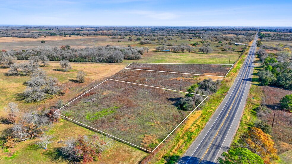 10866 US-90, Harwood, TX à vendre - Photo de l’immeuble – Image 3 sur 37