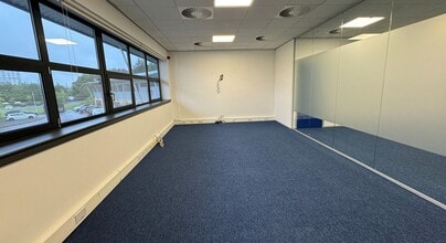 James Watt Avenue, East Kilbride à louer Photo intérieure– Image 2 sur 3