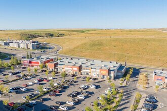 12024 Sarcee Trl NW, Calgary, AB - VUE AÉRIENNE  vue de carte