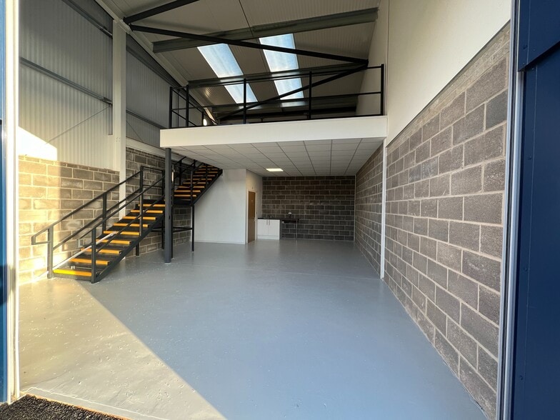 Unit 17 Terminus Rd, Chichester à louer - Photo intérieure – Image 2 sur 8