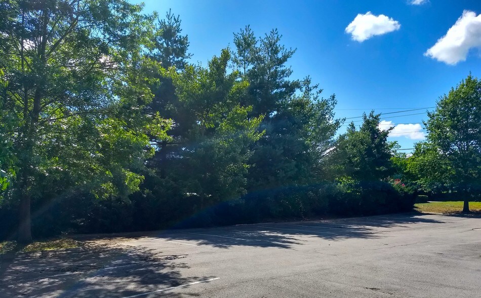 7982 Coley Davis Rd, Nashville, TN à vendre - Photo de l’immeuble – Image 3 sur 7