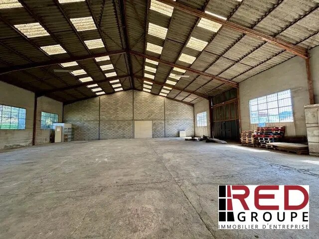 Industriel/Logistique dans Gardanne à louer - Photo de l’immeuble – Image 1 sur 5