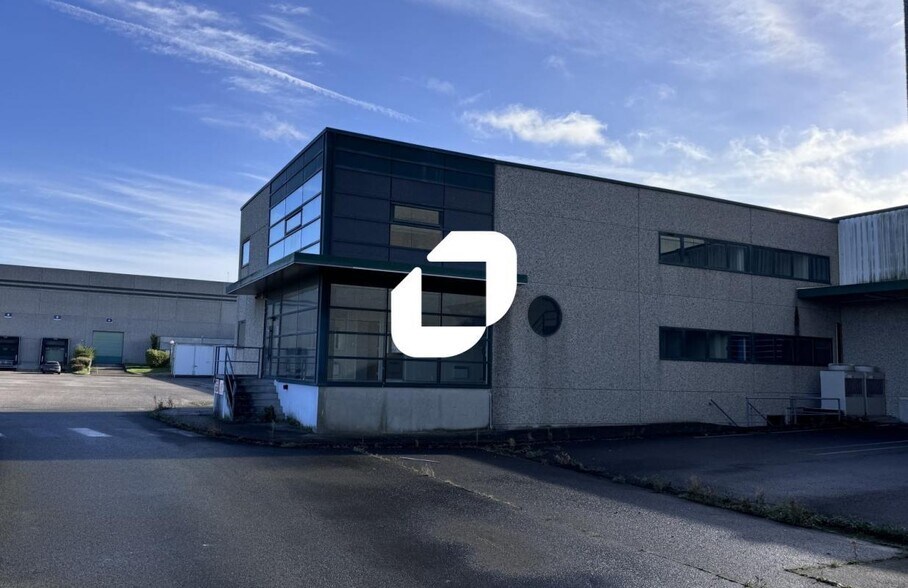 Industriel/Logistique dans Amiens à louer - Photo de l’immeuble – Image 3 sur 13