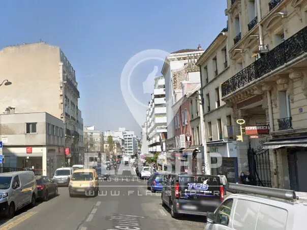 Local commercial dans Paris à louer - Photo de l’immeuble – Image 1 sur 1