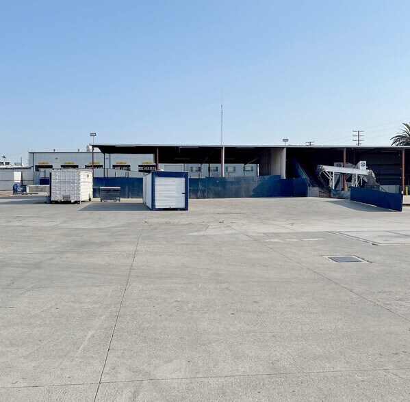 15001 S San Pedro, Gardena, CA à vendre - Photo de l’immeuble – Image 2 sur 5