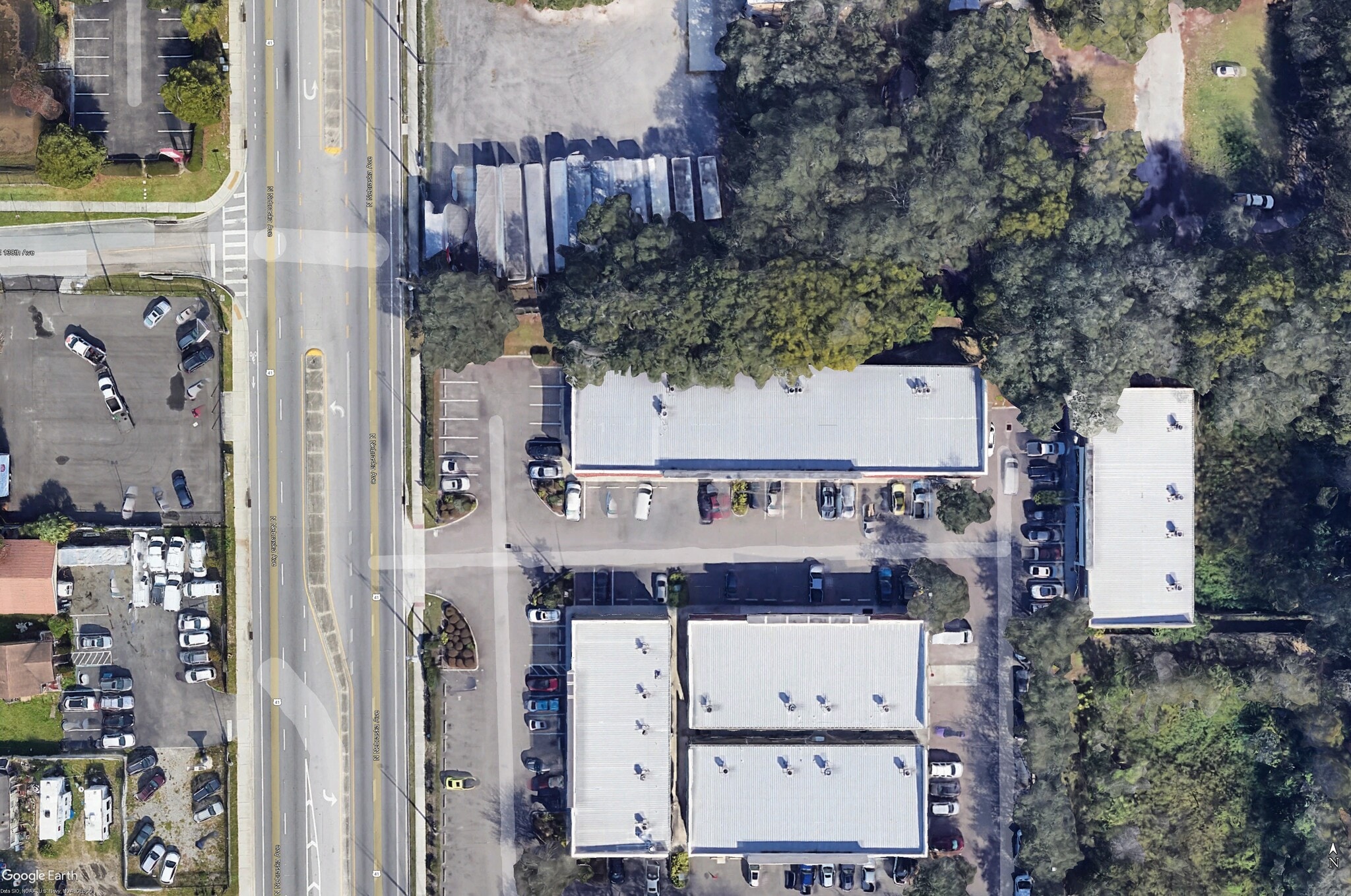 13791 N Nebraska Ave, Tampa, FL à louer Photo intérieure– Image 1 sur 9