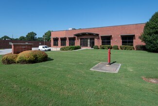 Plus de détails pour 1548 Stone Ridge Dr, Stone Mountain, GA - Industriel/Logistique à louer