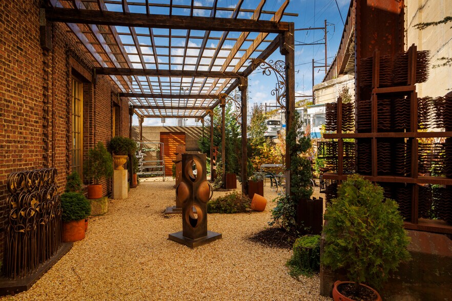 114 Green Ln, Philadelphia, PA à louer - Photo de l’immeuble – Image 3 sur 26