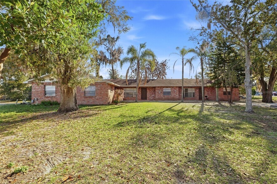 2300 W Cannon Ter NW, Winter Haven, FL à vendre - Photo de l’immeuble – Image 2 sur 54