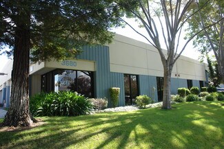 Plus de détails pour 3670-3680 Charter Park Dr, San Jose, CA - Industriel/Logistique à louer