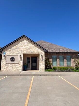 Plus de détails pour 11900 N MacArthur, Oklahoma City, OK - Bureau à louer