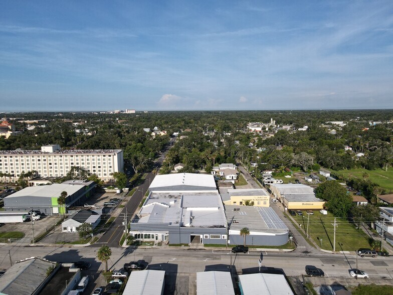 530 N Beach St, Daytona Beach, FL à vendre - Photo de l’immeuble – Image 3 sur 14