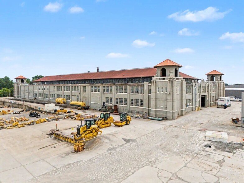 1340 Old Fairgrounds Pl, Louisville, KY à louer - Photo de l’immeuble – Image 2 sur 4