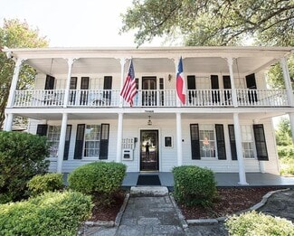 Plus de détails pour 7 N Main St, Salado, TX - Bureau/Local commercial, Local commercial à louer