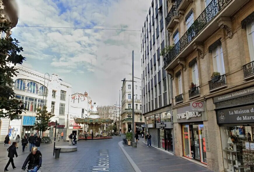 54 Bis Rue D'Alsace Lorraine, Toulouse à louer - Photo de l’immeuble – Image 2 sur 5