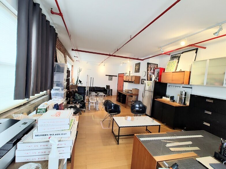 190 N 14th St, Brooklyn, NY à louer - Photo de l’immeuble – Image 3 sur 27