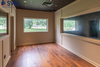 611 E State St, Geneva, IL à louer Photo intérieure– Image 1 sur 2