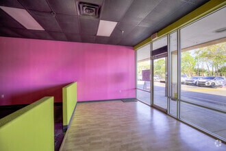 10400-10600 Roosevelt Blvd, Saint Petersburg, FL à louer Photo intérieure– Image 2 sur 9