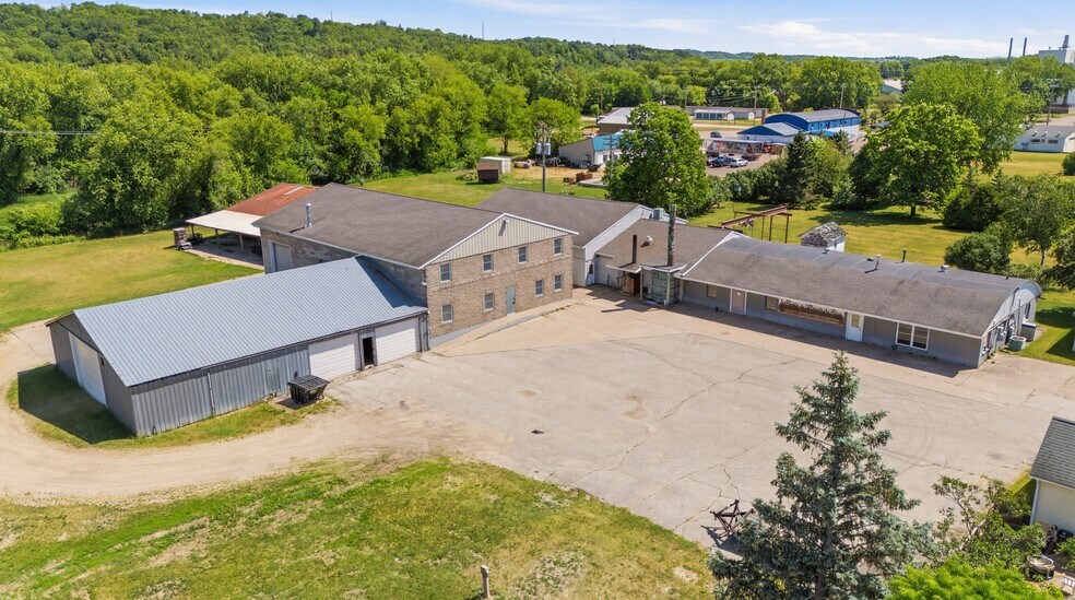 520 W Broadway St, Blair, WI à vendre - Photo de l’immeuble – Image 3 sur 31