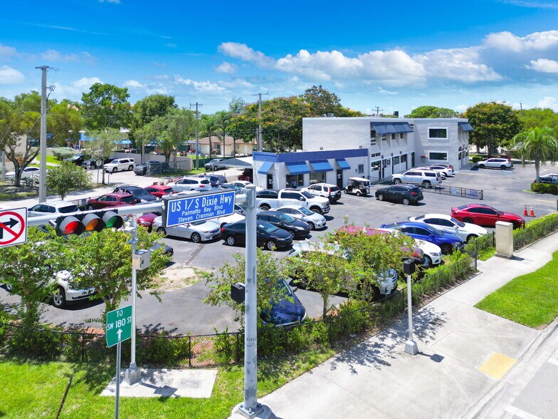 17801 S Dixie Hwy, Miami, FL à vendre - Photo de l’immeuble – Image 2 sur 5