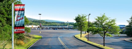 1-400 E End Ctr, Wilkes Barre, PA à louer Photo de l’immeuble– Image 2 sur 11